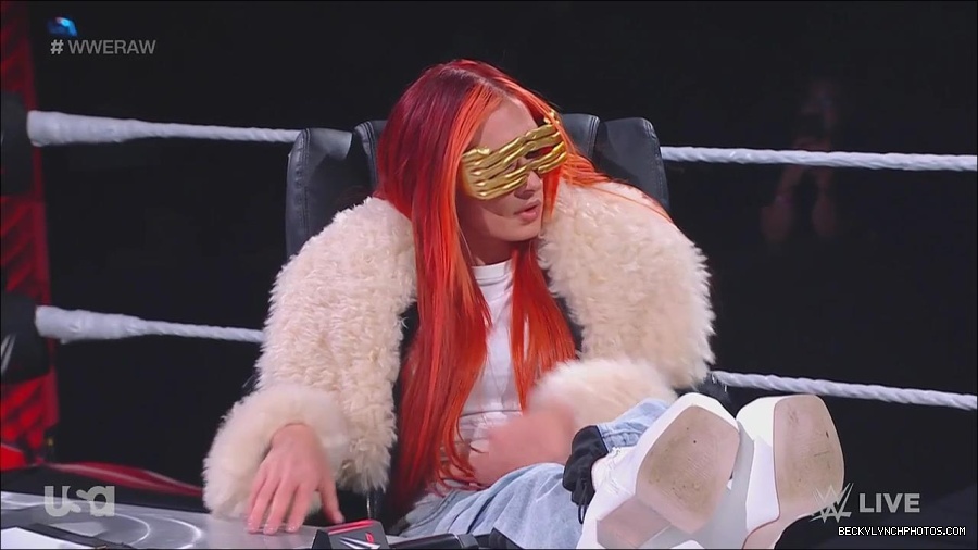 WWE_Monday_Night_Raw_2023_05_22_720p_HDTV_x264-NWCHD_mp4_005007990.jpg