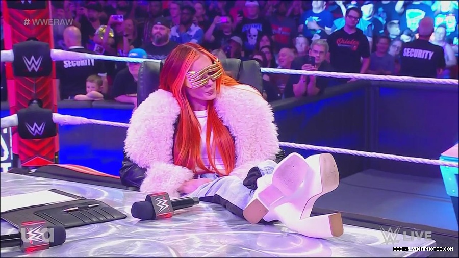 WWE_Monday_Night_Raw_2023_05_22_720p_HDTV_x264-NWCHD_mp4_005028144.jpg