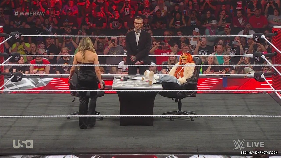WWE_Monday_Night_Raw_2023_05_22_720p_HDTV_x264-NWCHD_mp4_005060976.jpg