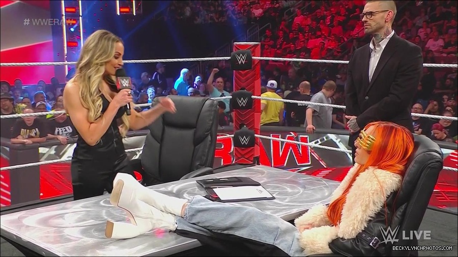 WWE_Monday_Night_Raw_2023_05_22_720p_HDTV_x264-NWCHD_mp4_005072988.jpg
