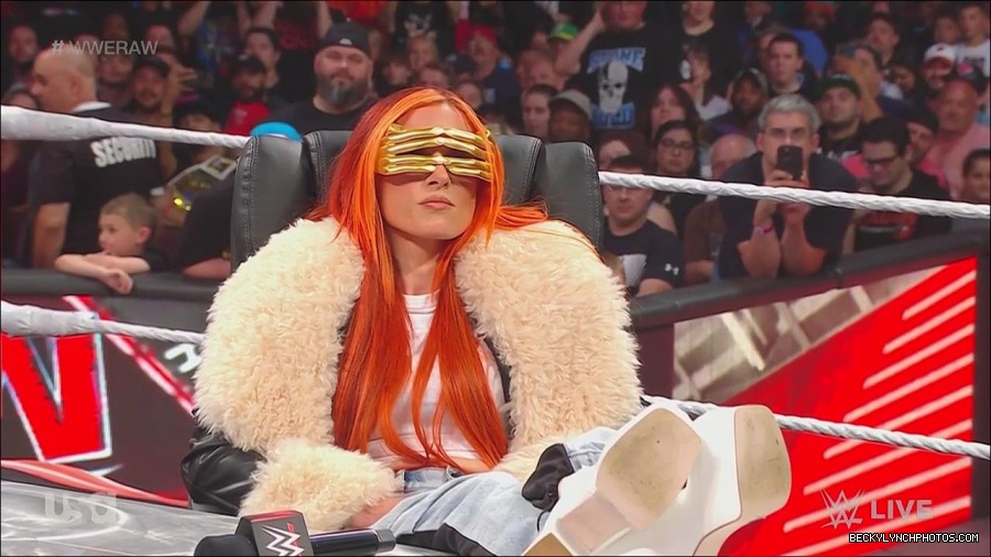 WWE_Monday_Night_Raw_2023_05_22_720p_HDTV_x264-NWCHD_mp4_005086602.jpg