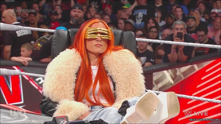 WWE_Monday_Night_Raw_2023_05_22_720p_HDTV_x264-NWCHD_mp4_005087002.jpg