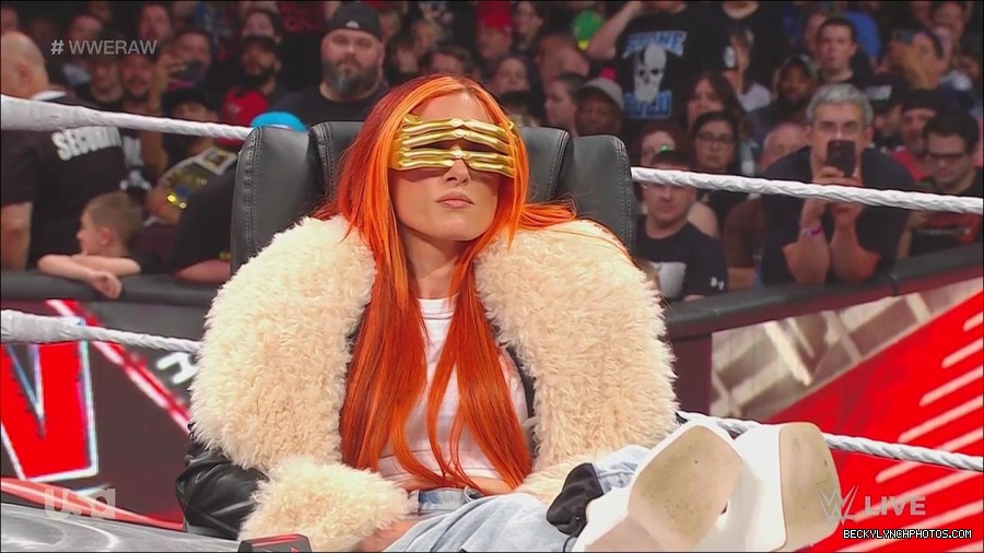 WWE_Monday_Night_Raw_2023_05_22_720p_HDTV_x264-NWCHD_mp4_005087803.jpg