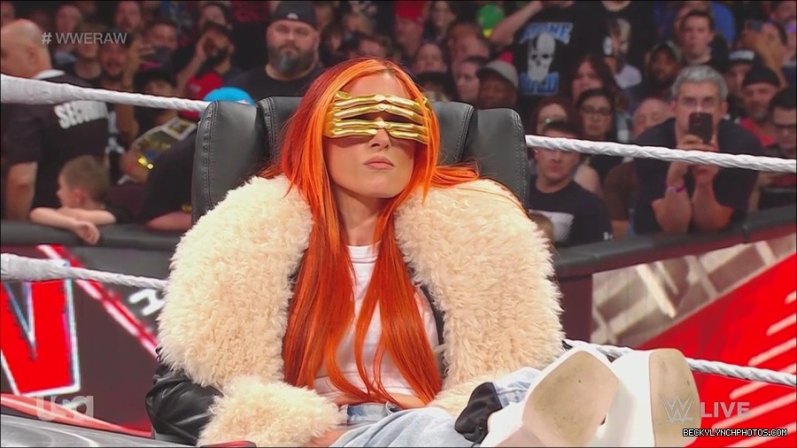 WWE_Monday_Night_Raw_2023_05_22_720p_HDTV_x264-NWCHD_mp4_005088204.jpg