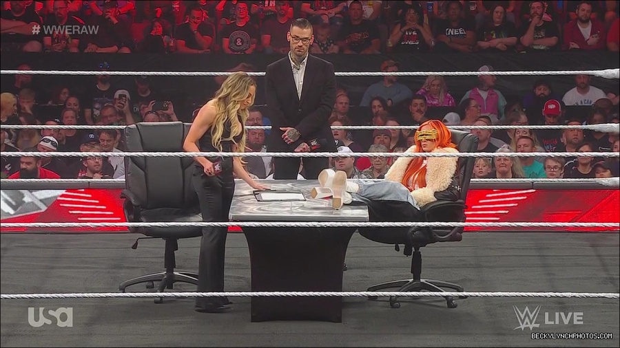 WWE_Monday_Night_Raw_2023_05_22_720p_HDTV_x264-NWCHD_mp4_005091407.jpg