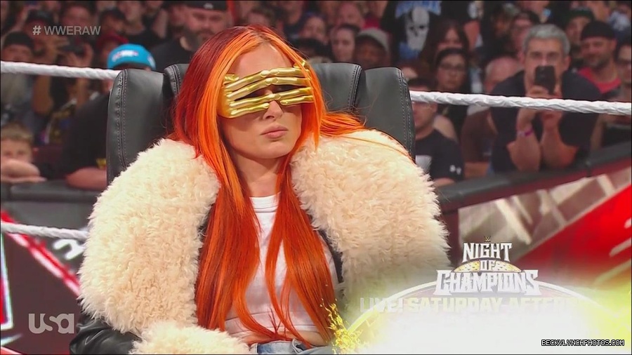 WWE_Monday_Night_Raw_2023_05_22_720p_HDTV_x264-NWCHD_mp4_005103819.jpg