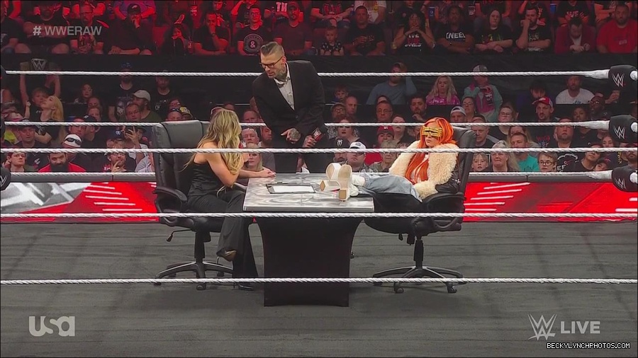 WWE_Monday_Night_Raw_2023_05_22_720p_HDTV_x264-NWCHD_mp4_005112228.jpg