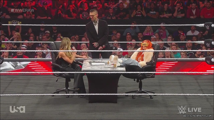 WWE_Monday_Night_Raw_2023_05_22_720p_HDTV_x264-NWCHD_mp4_005113028.jpg