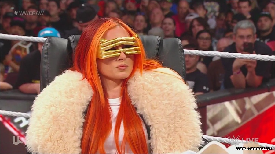 WWE_Monday_Night_Raw_2023_05_22_720p_HDTV_x264-NWCHD_mp4_005141056.jpg