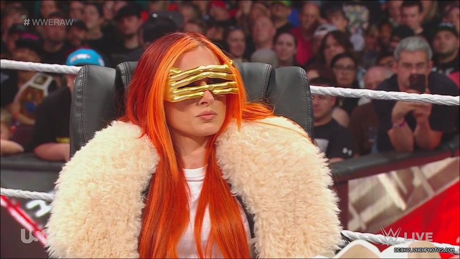 WWE_Monday_Night_Raw_2023_05_22_720p_HDTV_x264-NWCHD_mp4_005141457.jpg