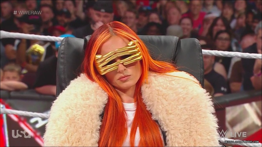 WWE_Monday_Night_Raw_2023_05_22_720p_HDTV_x264-NWCHD_mp4_005158674.jpg
