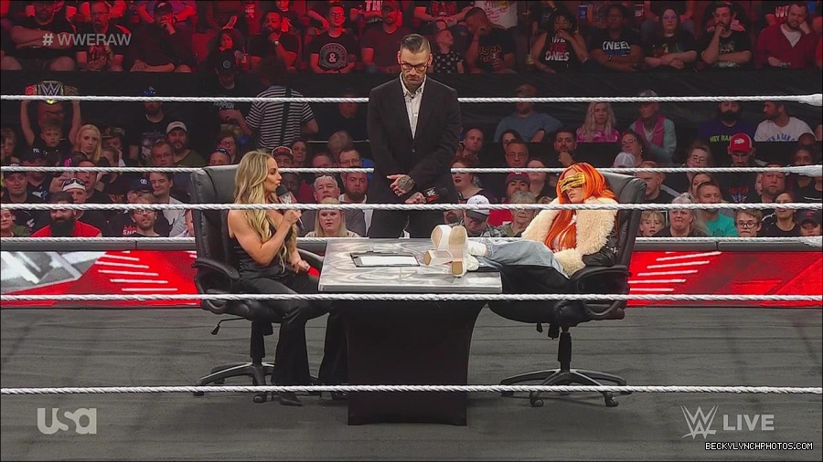 WWE_Monday_Night_Raw_2023_05_22_720p_HDTV_x264-NWCHD_mp4_005181497.jpg