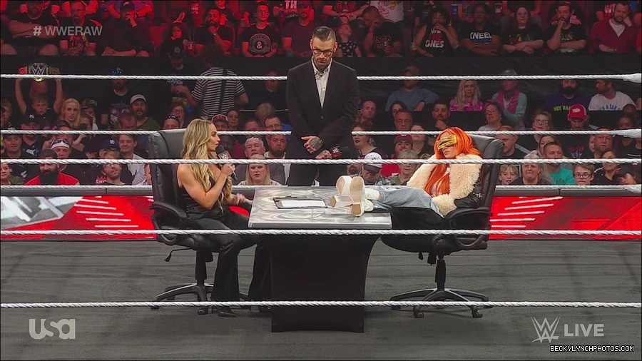 WWE_Monday_Night_Raw_2023_05_22_720p_HDTV_x264-NWCHD_mp4_005181897.jpg