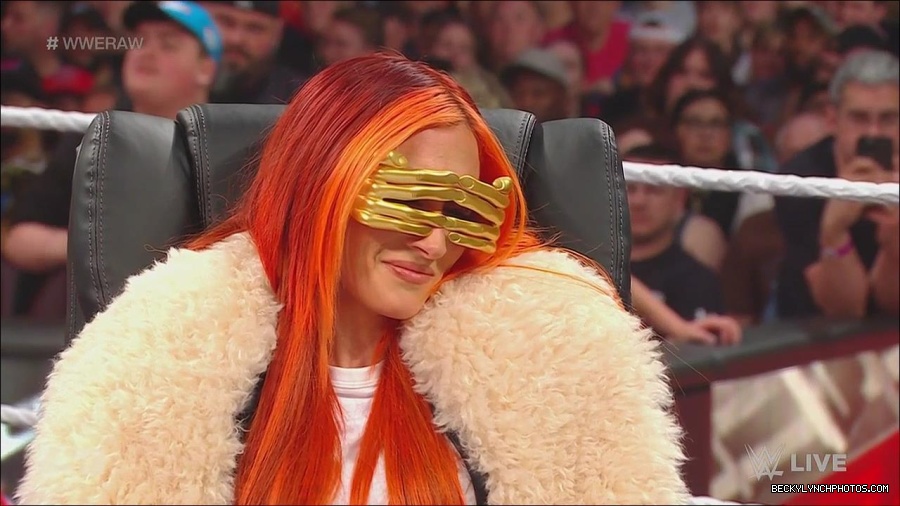 WWE_Monday_Night_Raw_2023_05_22_720p_HDTV_x264-NWCHD_mp4_005194710.jpg
