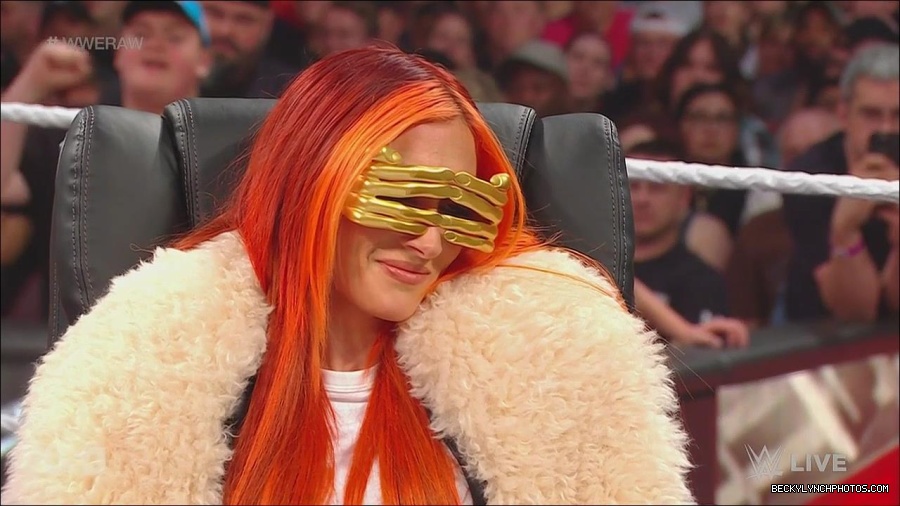 WWE_Monday_Night_Raw_2023_05_22_720p_HDTV_x264-NWCHD_mp4_005195110.jpg