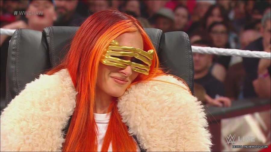 WWE_Monday_Night_Raw_2023_05_22_720p_HDTV_x264-NWCHD_mp4_005195911.jpg