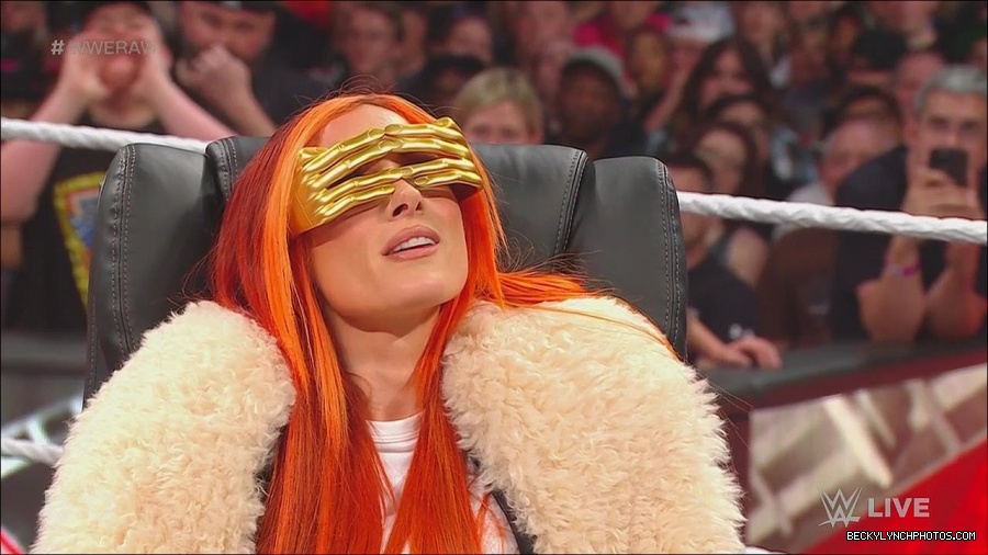 WWE_Monday_Night_Raw_2023_05_22_720p_HDTV_x264-NWCHD_mp4_005210726.jpg