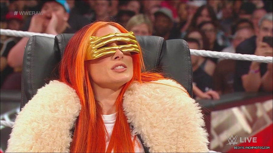 WWE_Monday_Night_Raw_2023_05_22_720p_HDTV_x264-NWCHD_mp4_005211927.jpg