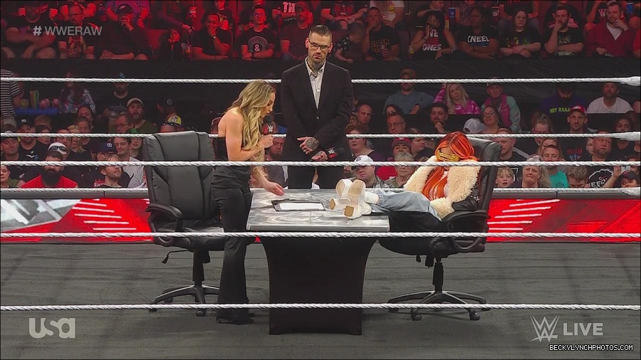 WWE_Monday_Night_Raw_2023_05_22_720p_HDTV_x264-NWCHD_mp4_005218334.jpg