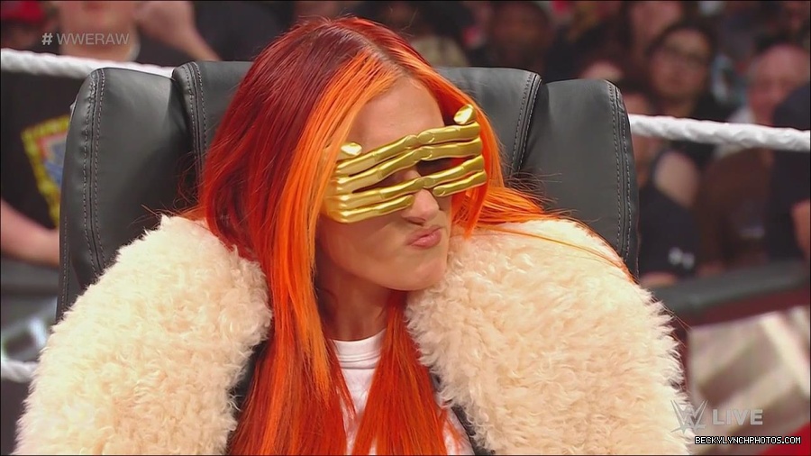 WWE_Monday_Night_Raw_2023_05_22_720p_HDTV_x264-NWCHD_mp4_005229144.jpg
