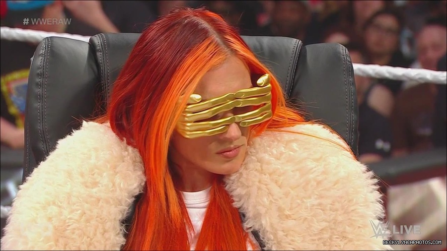 WWE_Monday_Night_Raw_2023_05_22_720p_HDTV_x264-NWCHD_mp4_005229945.jpg