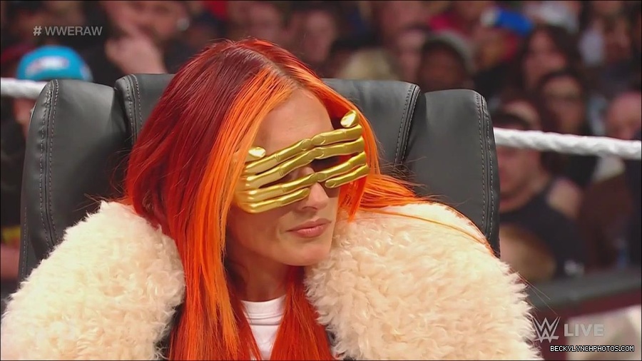 WWE_Monday_Night_Raw_2023_05_22_720p_HDTV_x264-NWCHD_mp4_005242358.jpg