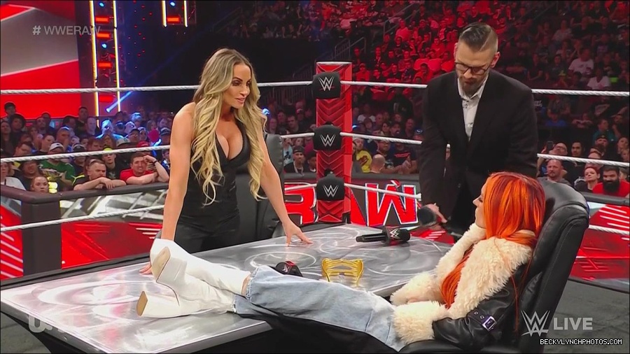 WWE_Monday_Night_Raw_2023_05_22_720p_HDTV_x264-NWCHD_mp4_005295611.jpg