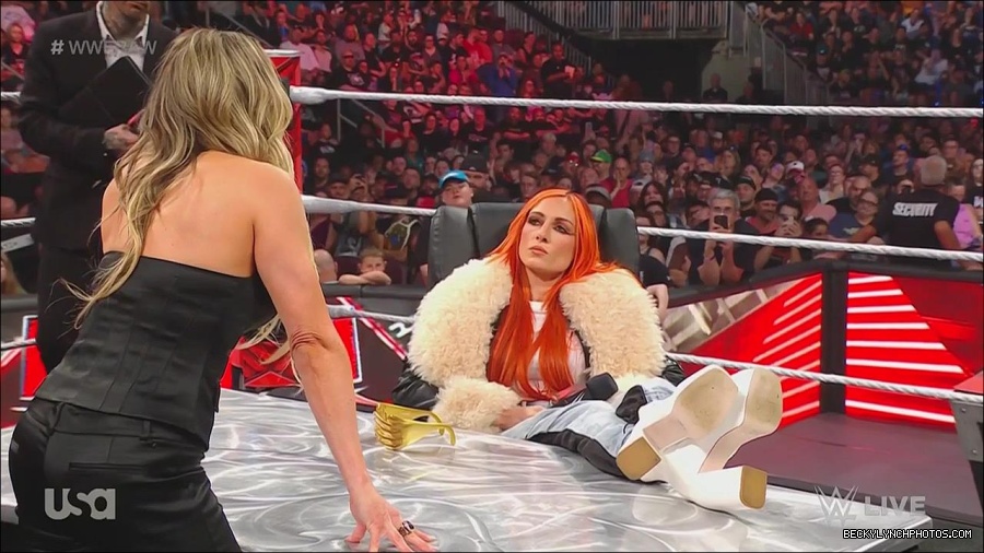 WWE_Monday_Night_Raw_2023_05_22_720p_HDTV_x264-NWCHD_mp4_005298414.jpg
