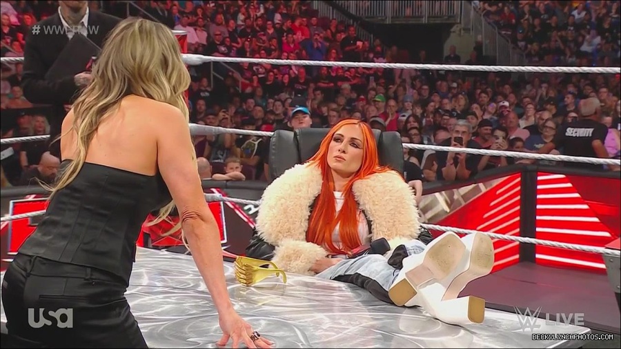 WWE_Monday_Night_Raw_2023_05_22_720p_HDTV_x264-NWCHD_mp4_005298814.jpg