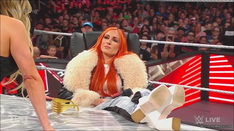 WWE_Monday_Night_Raw_2023_05_22_720p_HDTV_x264-NWCHD_mp4_005302818.jpg