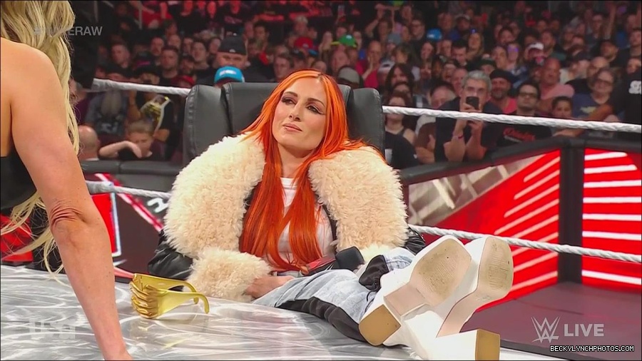 WWE_Monday_Night_Raw_2023_05_22_720p_HDTV_x264-NWCHD_mp4_005303218.jpg