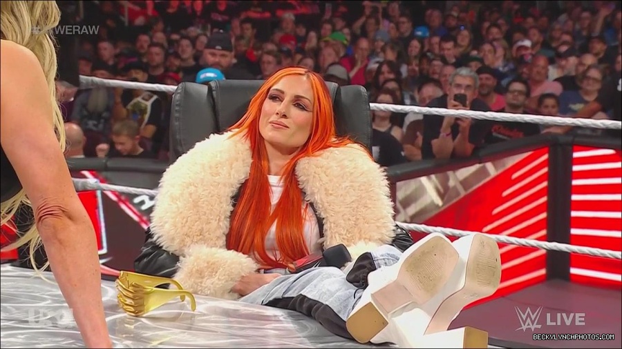 WWE_Monday_Night_Raw_2023_05_22_720p_HDTV_x264-NWCHD_mp4_005303619.jpg