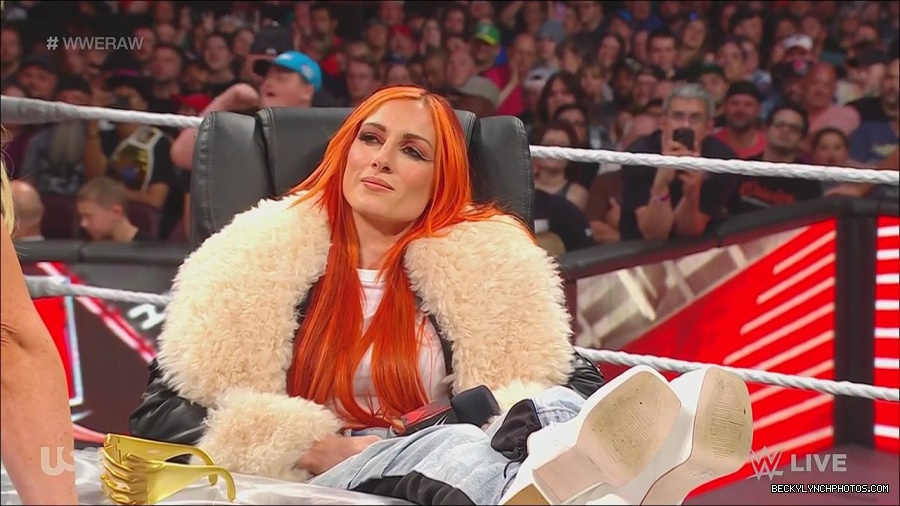 WWE_Monday_Night_Raw_2023_05_22_720p_HDTV_x264-NWCHD_mp4_005305220.jpg