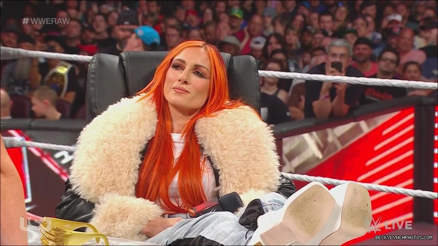 WWE_Monday_Night_Raw_2023_05_22_720p_HDTV_x264-NWCHD_mp4_005305621.jpg