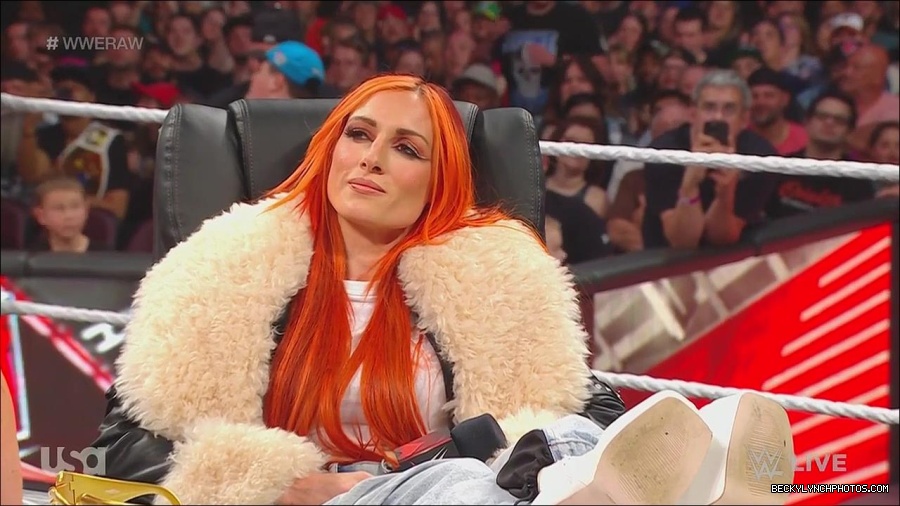 WWE_Monday_Night_Raw_2023_05_22_720p_HDTV_x264-NWCHD_mp4_005306422.jpg