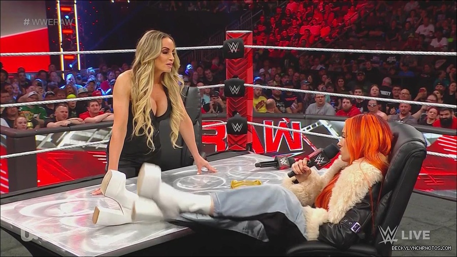WWE_Monday_Night_Raw_2023_05_22_720p_HDTV_x264-NWCHD_mp4_005323238.jpg