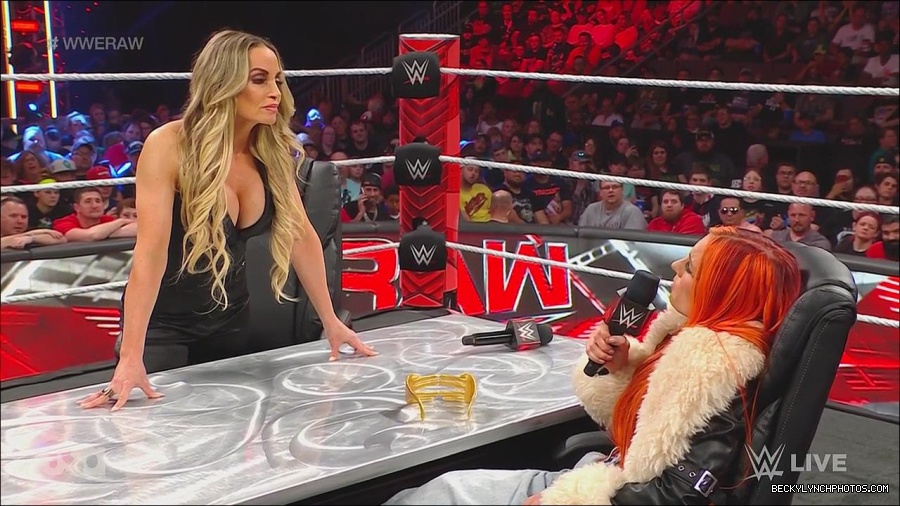WWE_Monday_Night_Raw_2023_05_22_720p_HDTV_x264-NWCHD_mp4_005330446.jpg