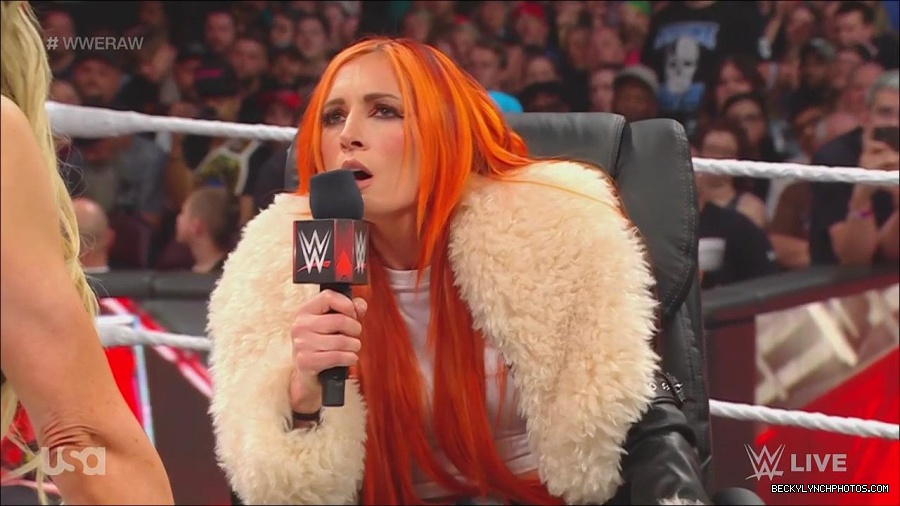 WWE_Monday_Night_Raw_2023_05_22_720p_HDTV_x264-NWCHD_mp4_005343258.jpg