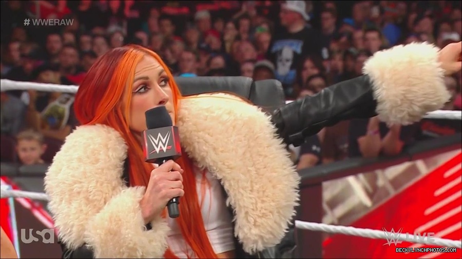 WWE_Monday_Night_Raw_2023_05_22_720p_HDTV_x264-NWCHD_mp4_005350065.jpg