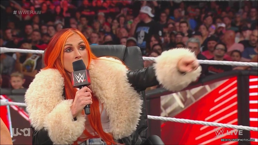 WWE_Monday_Night_Raw_2023_05_22_720p_HDTV_x264-NWCHD_mp4_005351266.jpg