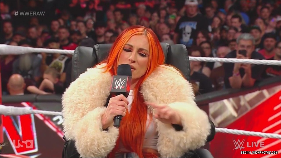 WWE_Monday_Night_Raw_2023_05_22_720p_HDTV_x264-NWCHD_mp4_005358640.jpg