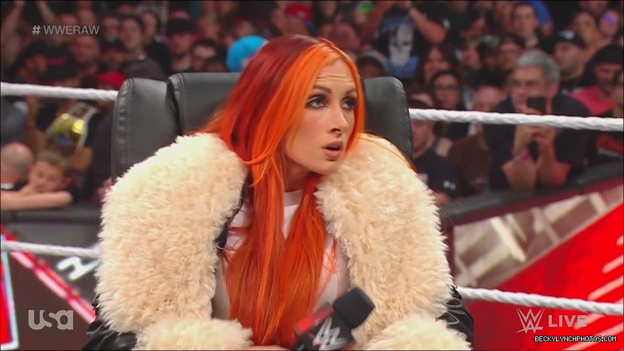 WWE_Monday_Night_Raw_2023_05_22_720p_HDTV_x264-NWCHD_mp4_005369451.jpg