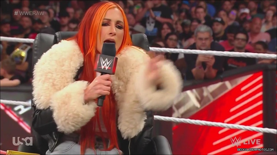 WWE_Monday_Night_Raw_2023_05_22_720p_HDTV_x264-NWCHD_mp4_005371854.jpg