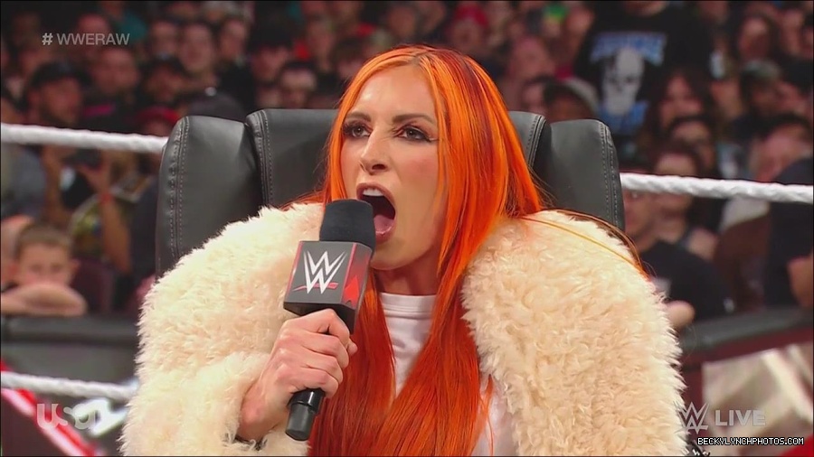 WWE_Monday_Night_Raw_2023_05_22_720p_HDTV_x264-NWCHD_mp4_005401483.jpg
