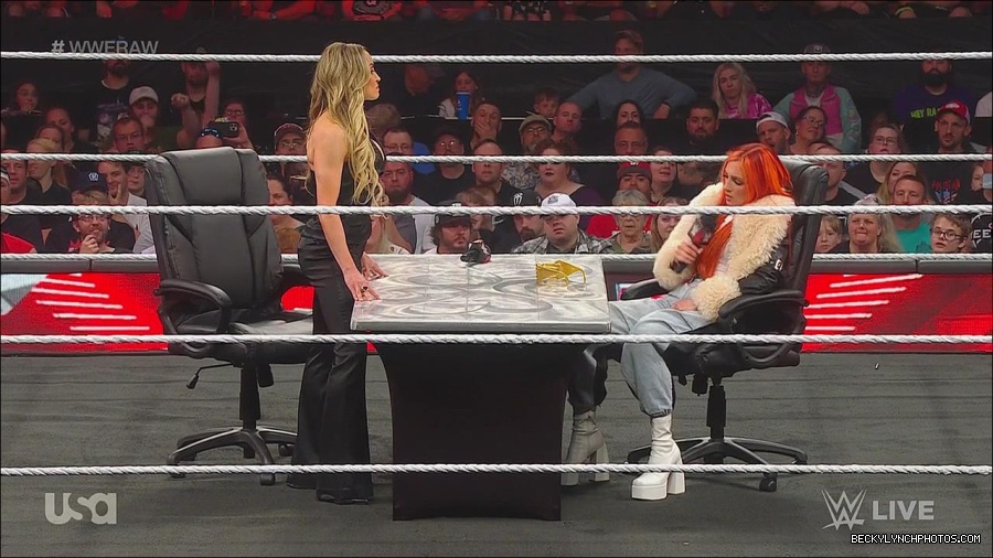 WWE_Monday_Night_Raw_2023_05_22_720p_HDTV_x264-NWCHD_mp4_005407089.jpg