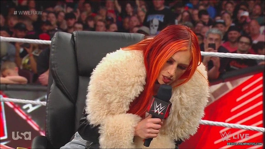 WWE_Monday_Night_Raw_2023_05_22_720p_HDTV_x264-NWCHD_mp4_005409091.jpg