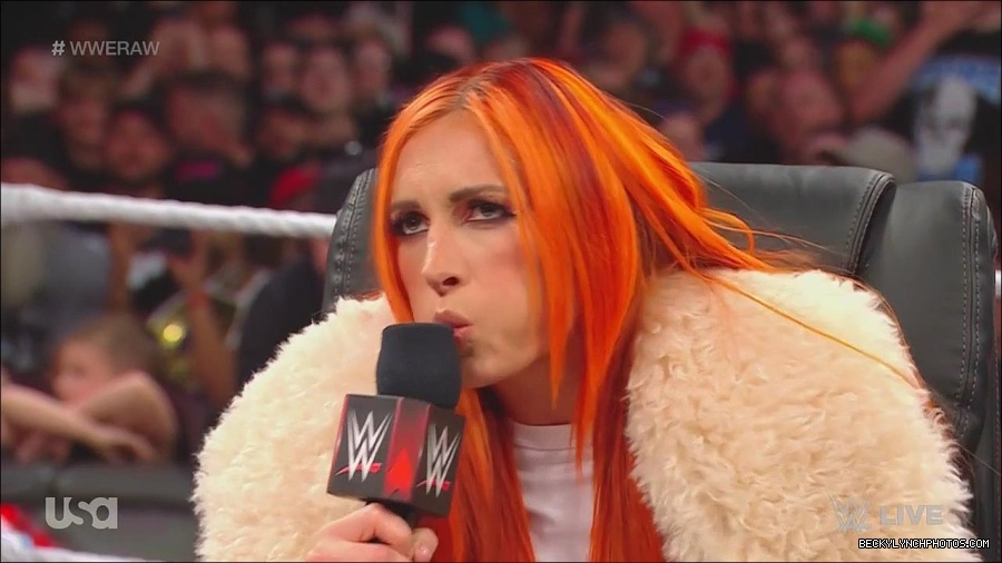 WWE_Monday_Night_Raw_2023_05_22_720p_HDTV_x264-NWCHD_mp4_005422304.jpg