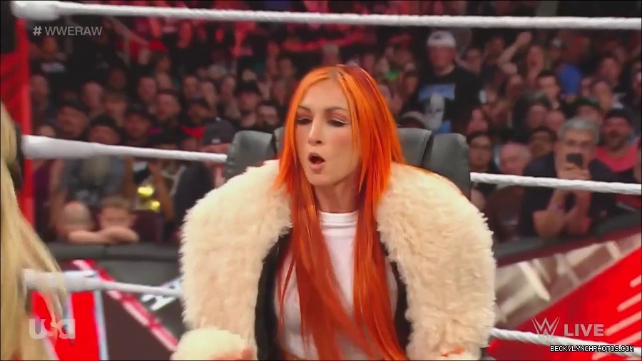 WWE_Monday_Night_Raw_2023_05_22_720p_HDTV_x264-NWCHD_mp4_005464346.jpg