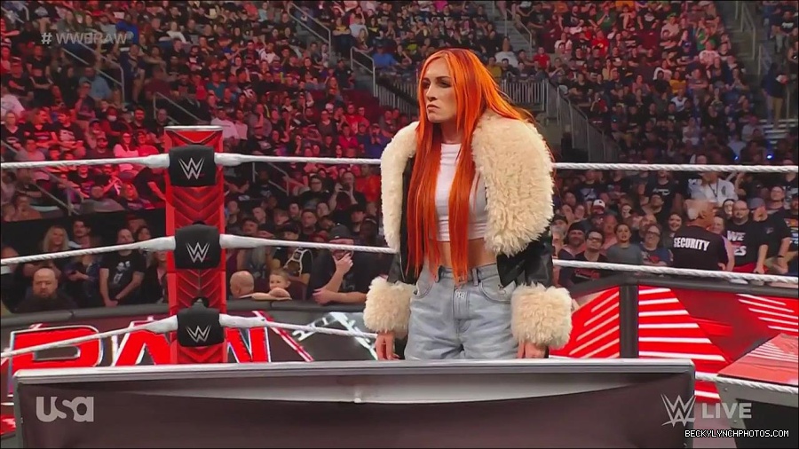 WWE_Monday_Night_Raw_2023_05_22_720p_HDTV_x264-NWCHD_mp4_005476358.jpg