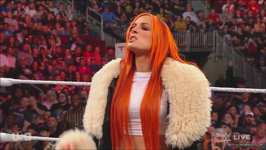 WWE_Monday_Night_Raw_2023_05_22_720p_HDTV_x264-NWCHD_mp4_005486768.jpg